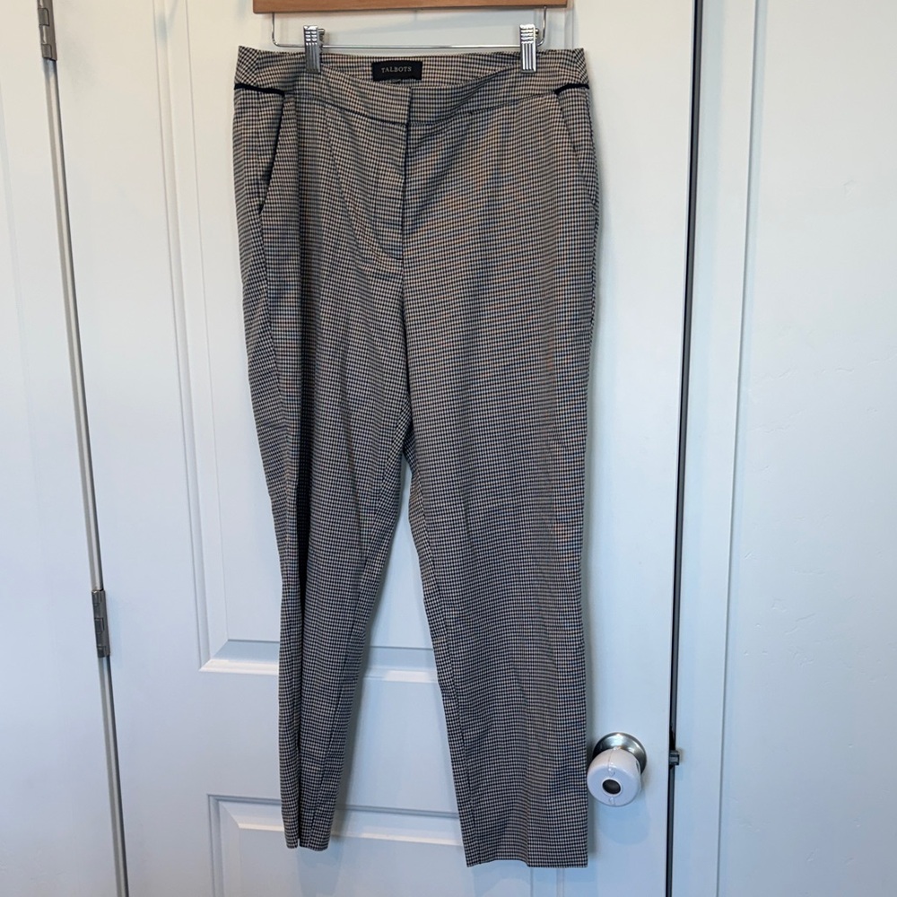 TALBOTS Women's Heritage Houndstooth Ankle Pants